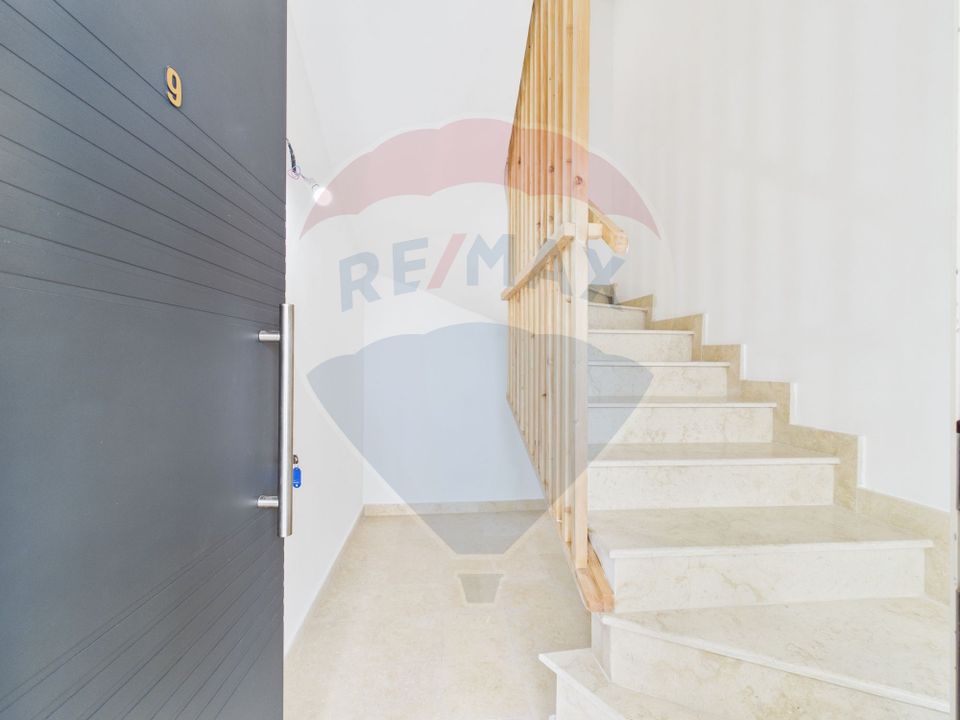 De vanzare| Apartament 3 camere nemobilat si 2 terase| Nobil Residence