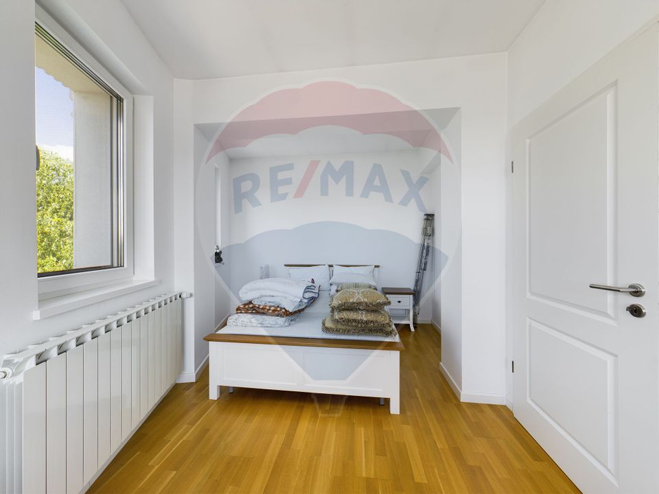 Casă / Vilă cu 4 camere în zona Bucurestii Noi