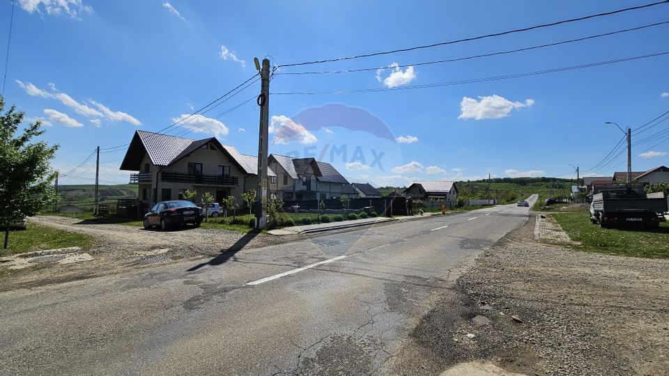 Casă / Vilă cu 5 camere de vanzare in Mihoveni Suceava