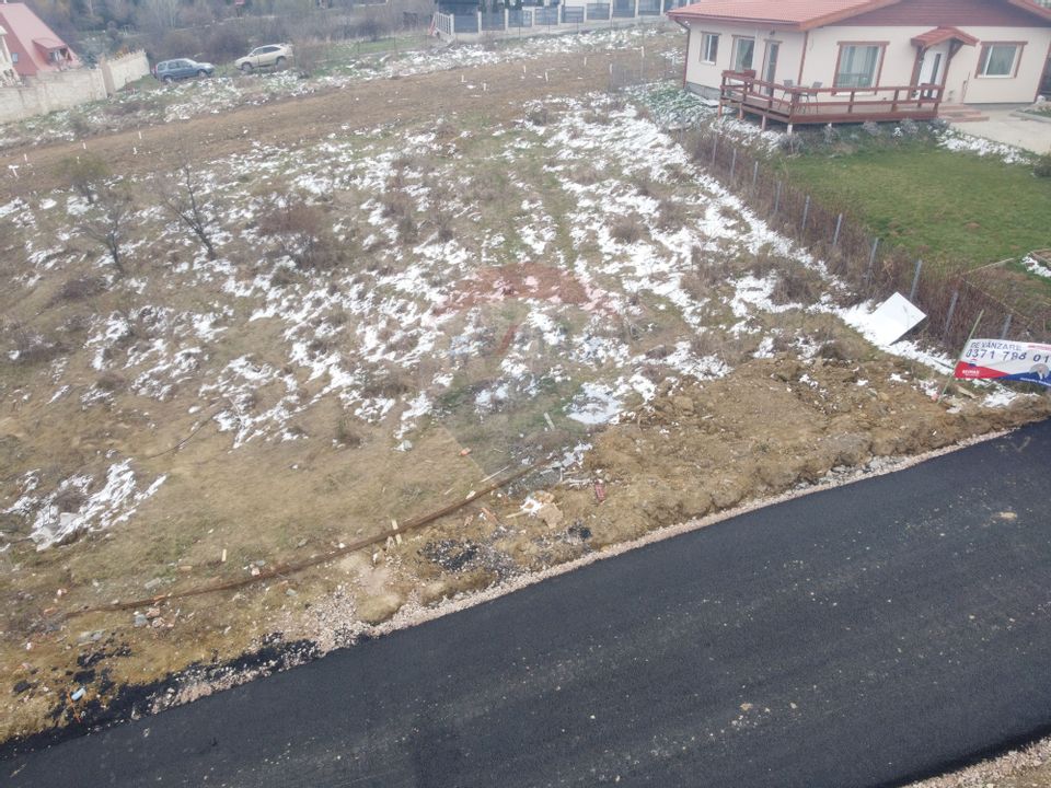 Teren de Vânzare în Salicea – Autorizație de Construire comision 0%