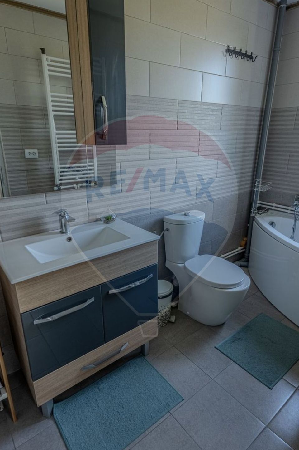 Casă și cabinet stomatologic de închiriat în Chitila