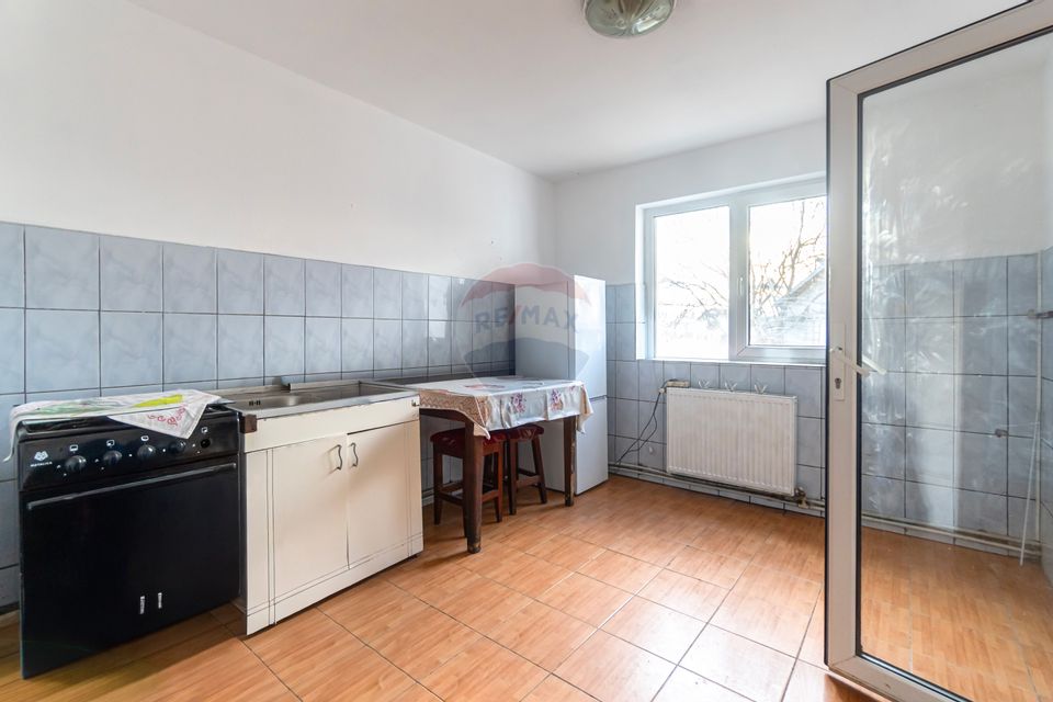 Casă de vânzare | 5 camere | Teren 1,100 mp | STUPINI | COMISION 0% |
