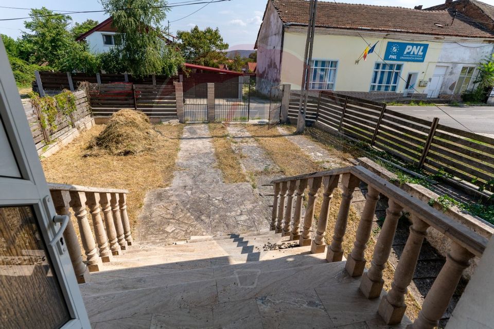 4 room House / Villa for sale, Central area