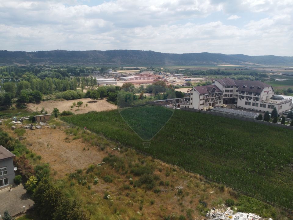 Teren de vanzare, zona cu acces rapid la autostrada, Campia Turzii