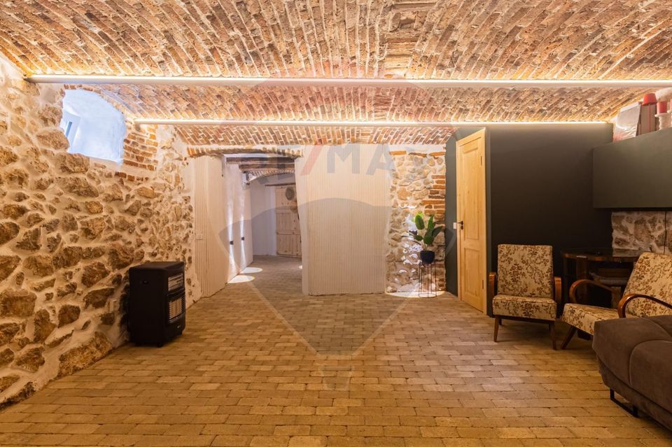 COMISION 0%|Oază de eleganță în Centrul Istoric: Apartament 4 camere!!