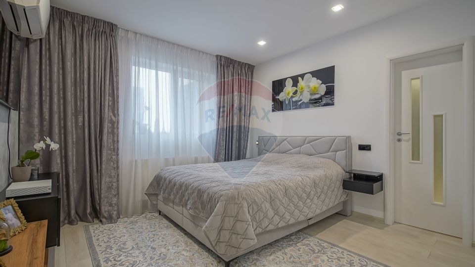 Apartament lux 4 camere, 116 mp, mobilat, utilat, 3 locuri parcare