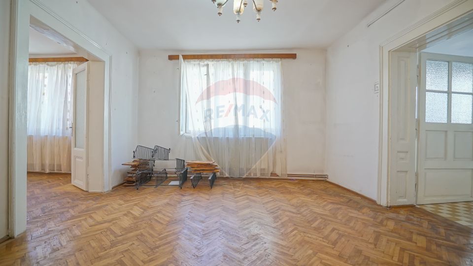 4 room House / Villa for sale, Schei area