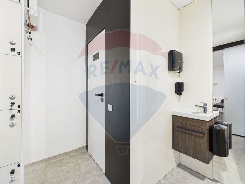 72sq.m Commercial Space for sale, Centrul Civic area