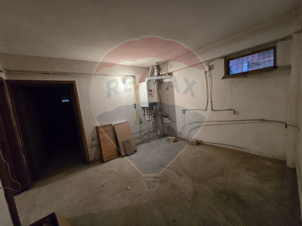 6 room House / Villa for sale, Central area