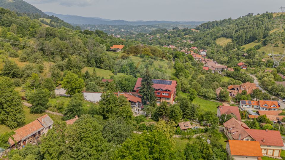 Pensiune turistică cu 7 camere, langa Castelul Bran | COMISION 0% |