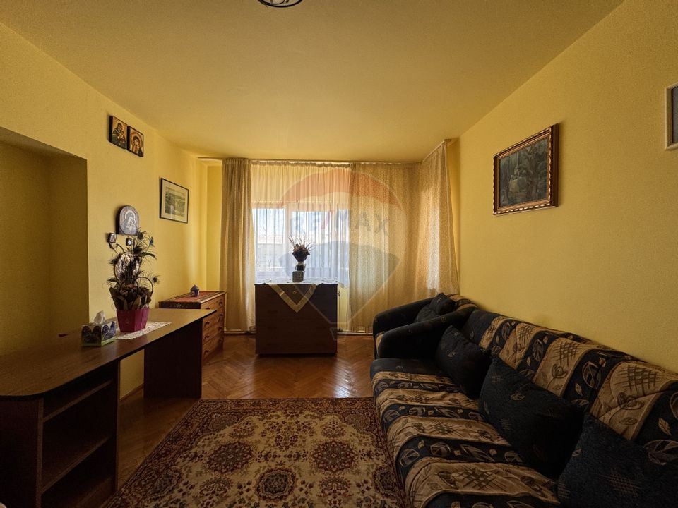 2 room Apartment for rent, Energiei area