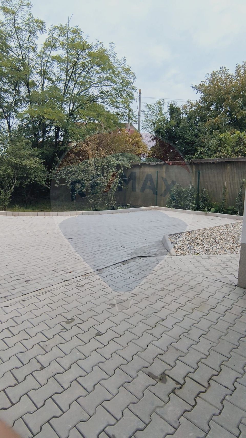 Duplex 2 unitati de vanzare 426 mp