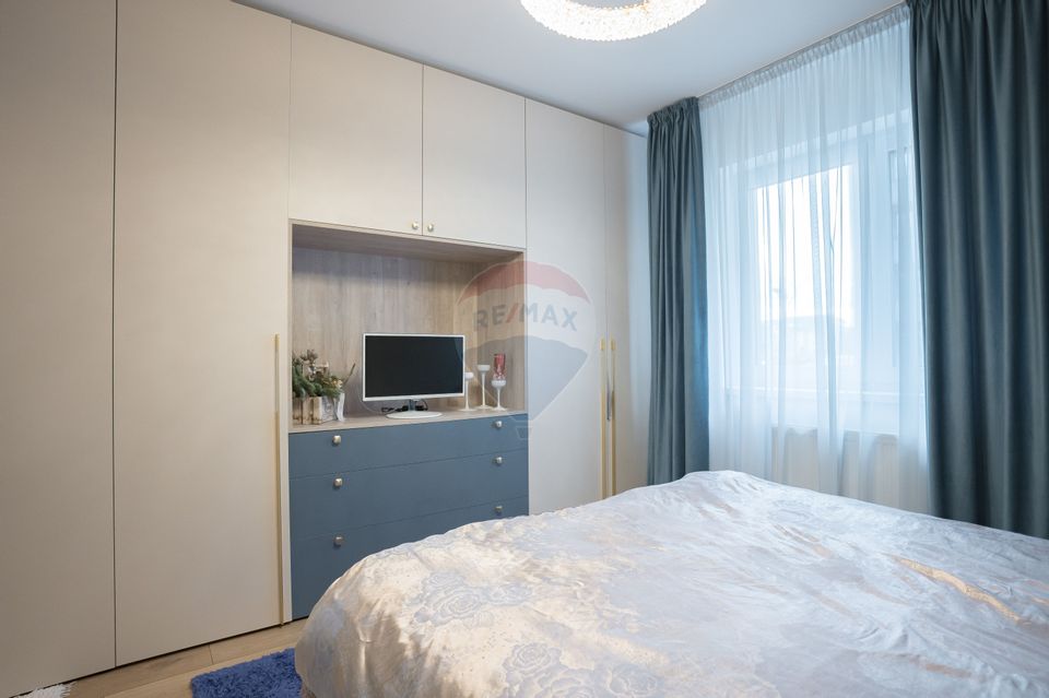 Apartament cu 3 camere decomandat, boxă și parcare la Casa Nobel