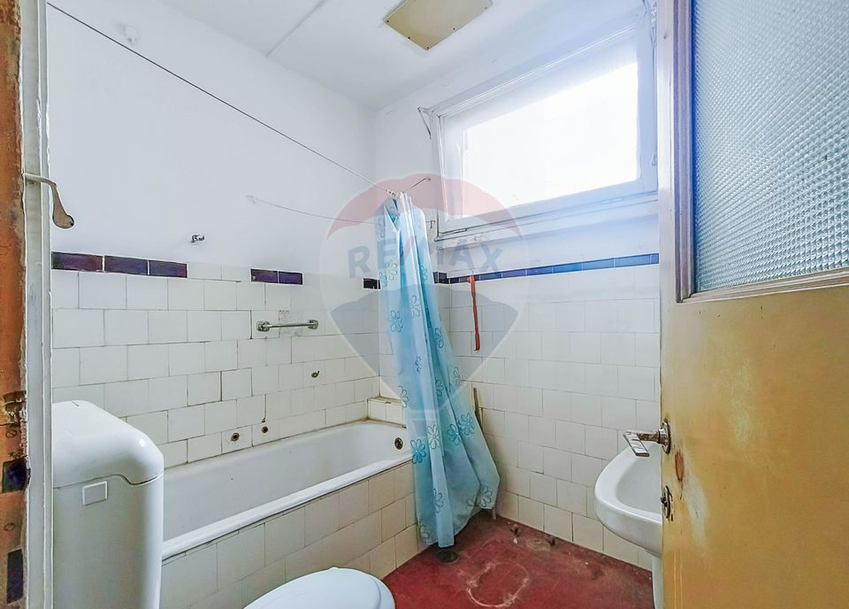 Vanzare Apartament 3 Camere, 2 Balcoane+2 Boxe, Universitate-P. Romana