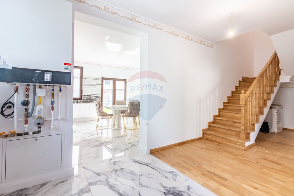 Duplex house for sale Chitila 5 rooms / land 348 sqm