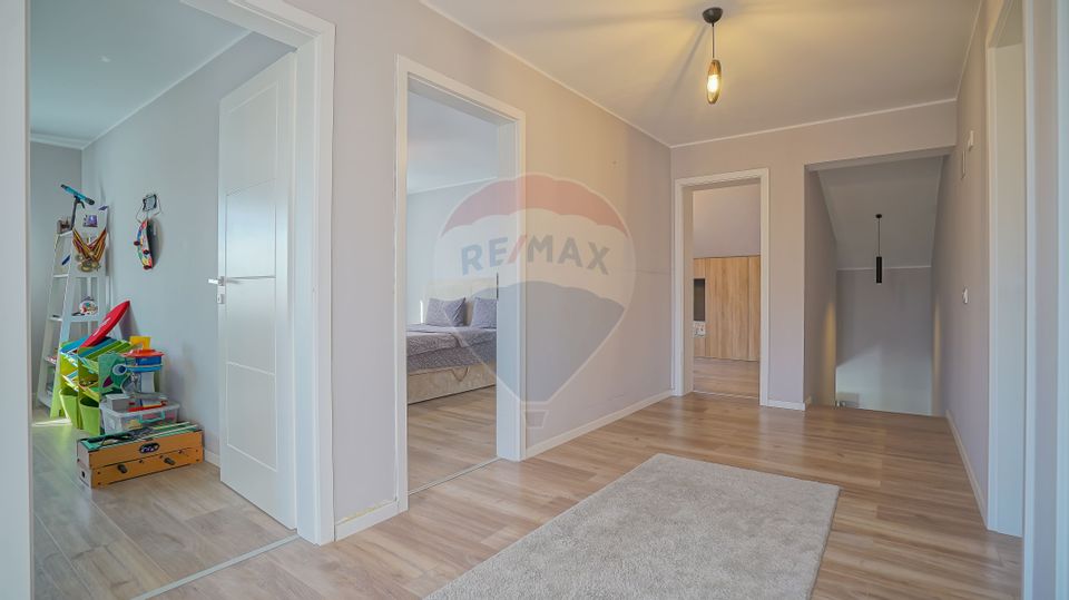 0% COMISION /Casă cu 4 camere care emană confort si eleganță!