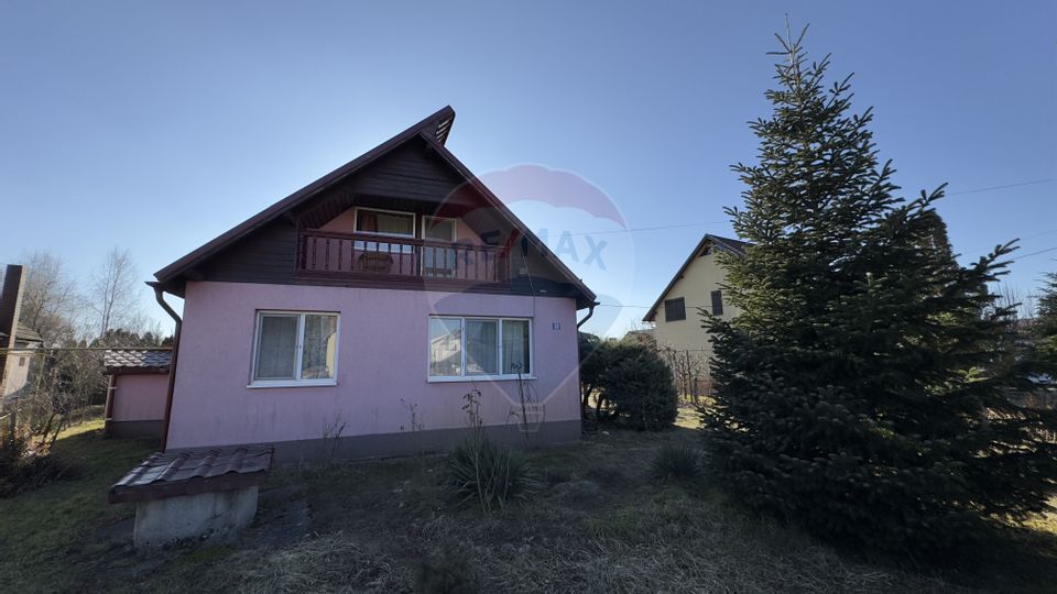 Casă / Vilă cu 3 camere de vânzare