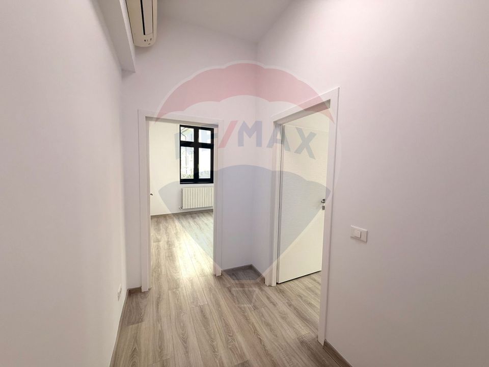100sq.m Commercial Space for rent, P-ta Victoriei area