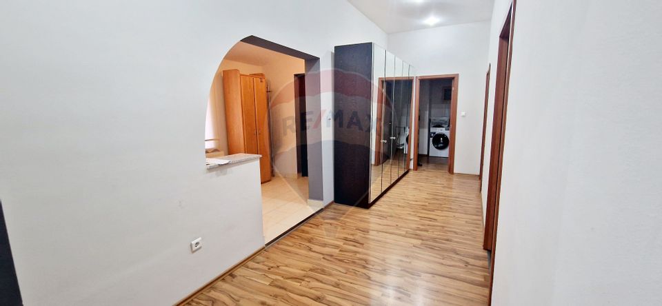 Apartament de inchiriat la mansarda