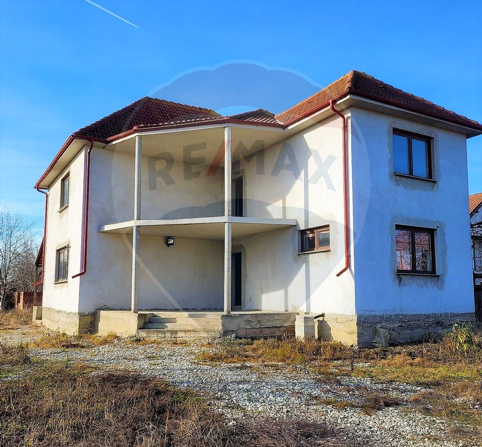 7 room House / Villa for sale, Stupini area