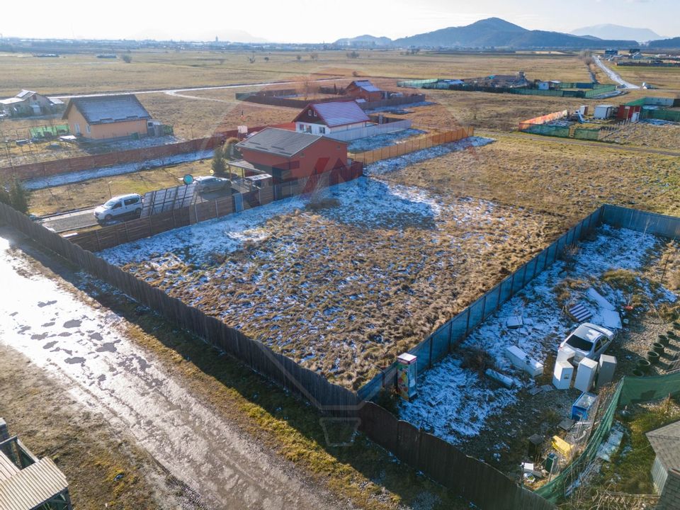 Teren intravilan de vanzare, 1000mp, in Harman, langa Brasov!