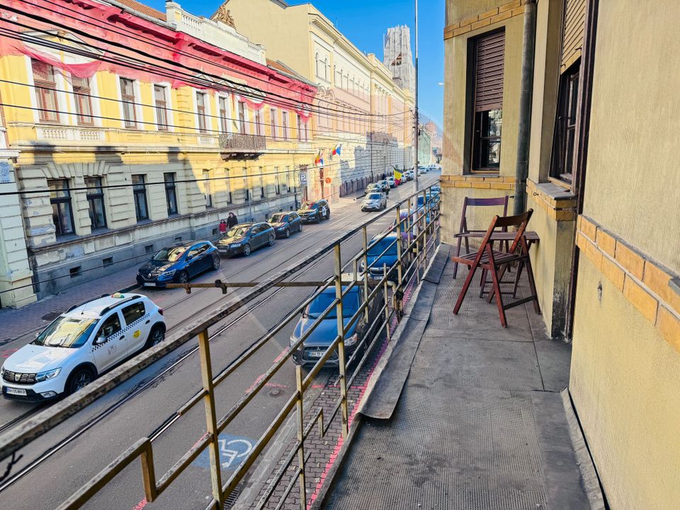 Apartament cu 2 camere de închiriat – ultracentral, str. Primăriei