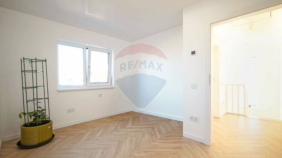 4 room House / Villa for sale