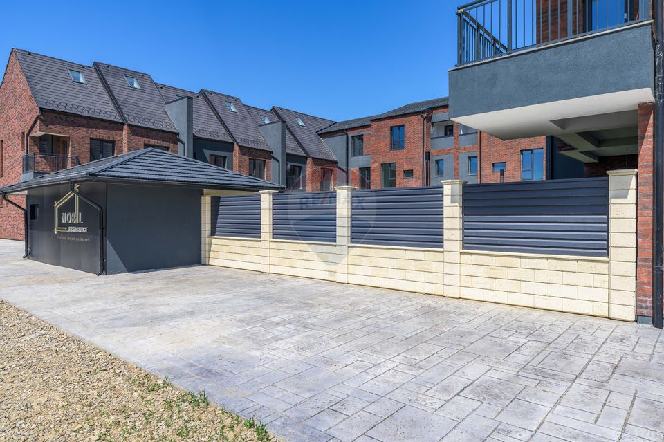 Vânzare Vilă cu 5 camere, curte si parcare de vânzare in TUNARI