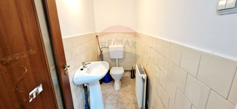 73sq.m Commercial Space for rent, UTA area