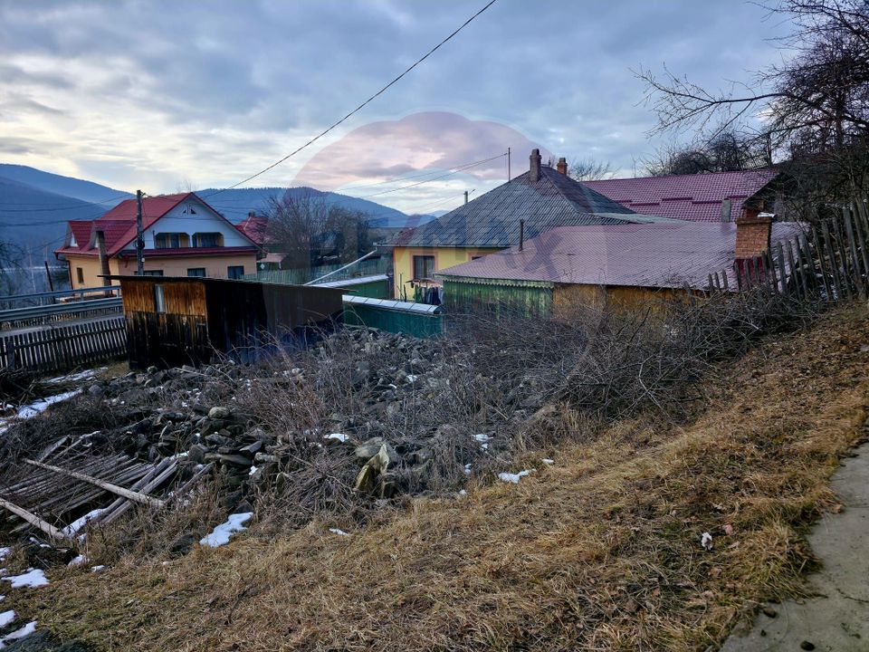 Land 711sqm Hangu / DN GROZAVESTI