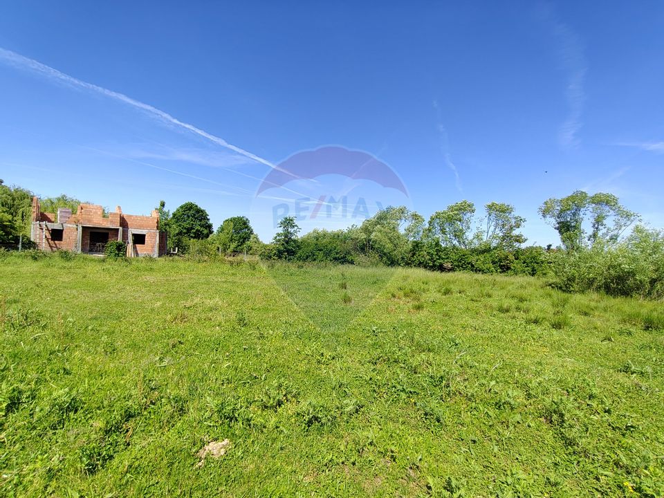 Teren Intravilan de Vanzare