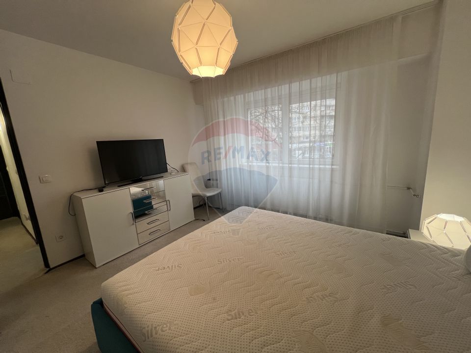 Apartament cu 4 camere, de închiriat, în zona Mega Image Rogerius