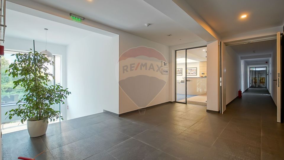 Birou Premium cu Terasă Exclusivă 230 mp – Neorama, 13 Decembrie