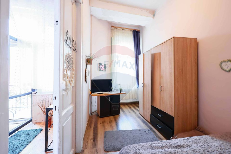 Apartament 4 Camere, Balcon, Ultracentral, Centrul Istoric De Vânzare