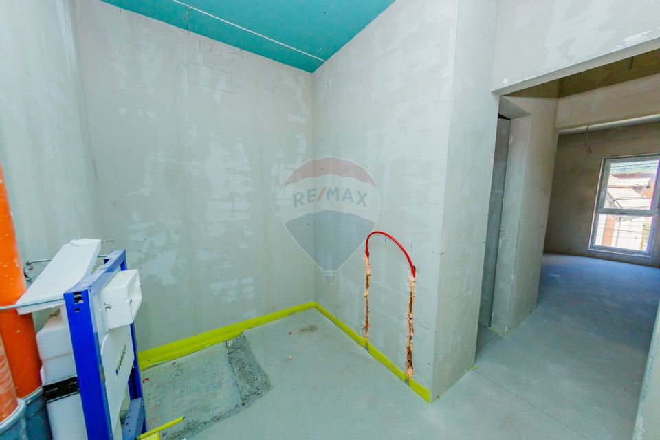 BLOC NOU- Centrul Vechi - apartament cu parcare