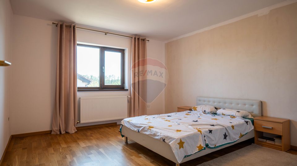 5 room House / Villa for sale