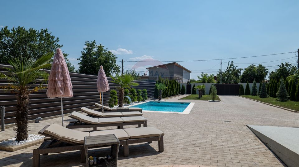 Vanzare Vila de Lux - Oază de Eleganță și Confort, Piscina, Giurgiu