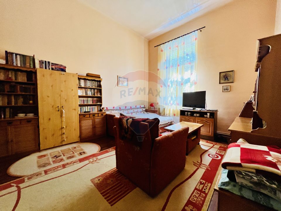 3 room Apartment for sale, Semicentral area