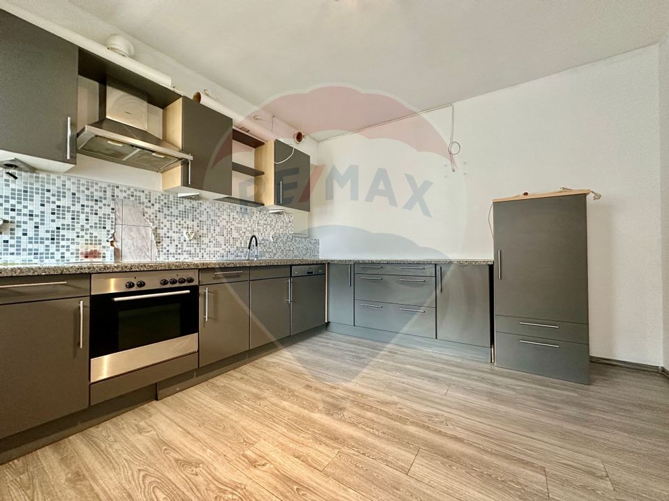 Casă / Vilă cu 7 camere de vânzare în zona Elisabetin