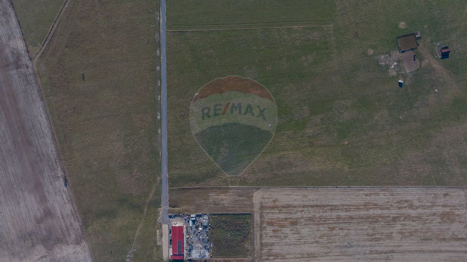 Teren 11,600mp Râșnov / DN 73 zona Tabăra, bonus un teren de 3000 mp