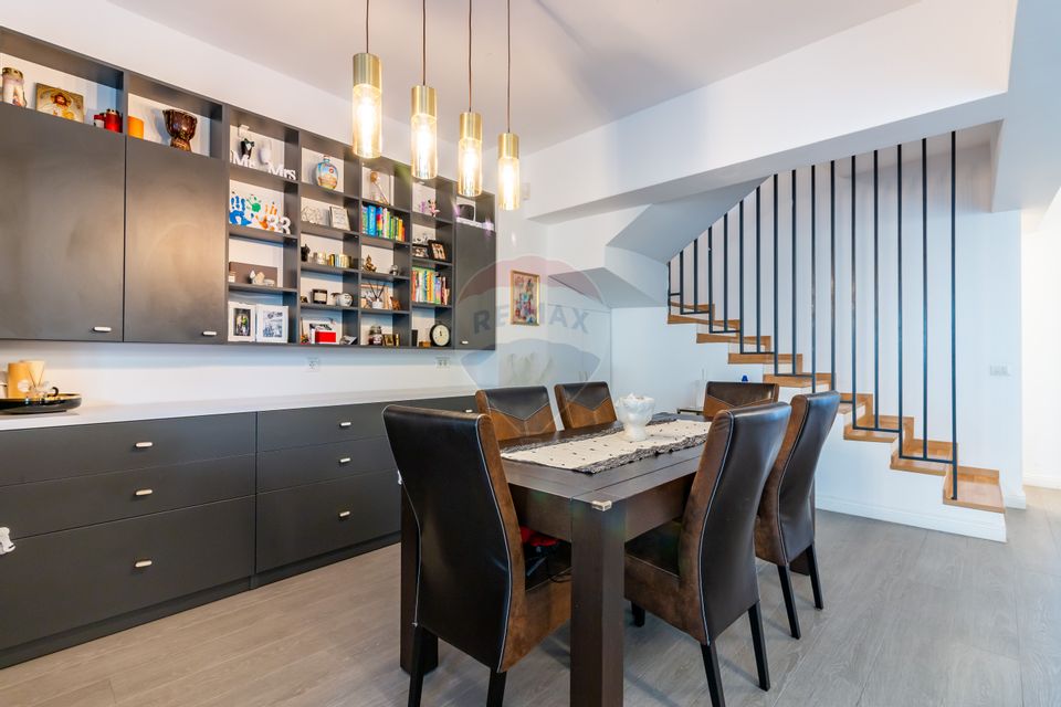 5 room House / Villa for sale, Central area