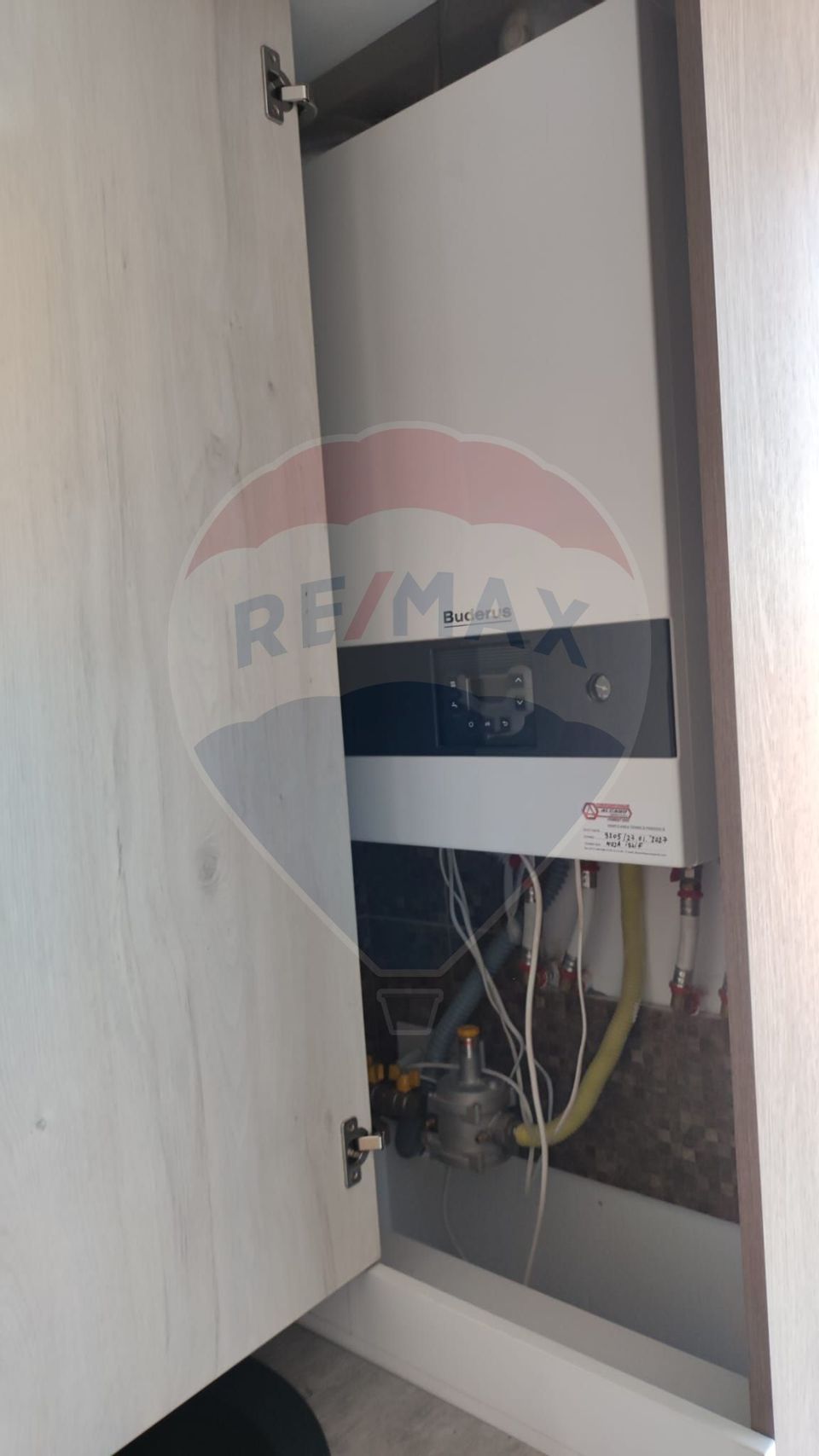 Apartament studio de inchiriat cu parcare inclusa zona ultracentral