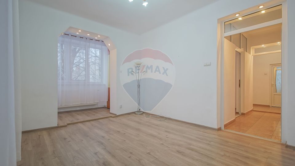 2 room Apartment for rent, Centrul Civic area