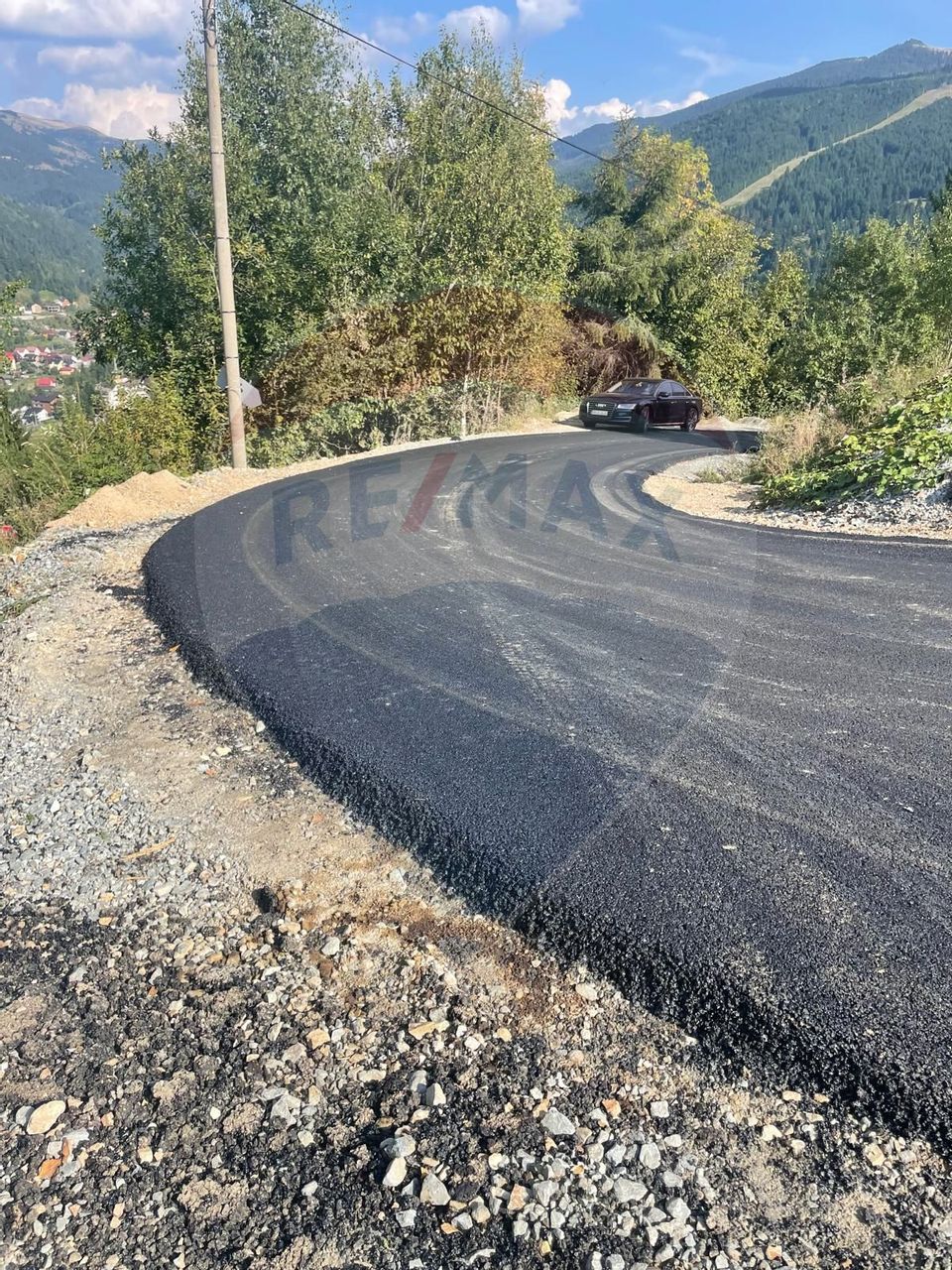 Cabană în inima munților,acces la pârtia de schi din Borșa,teren2200mp