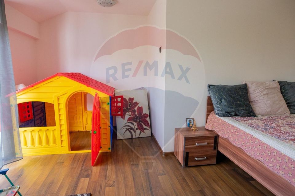 5 room House / Villa for sale