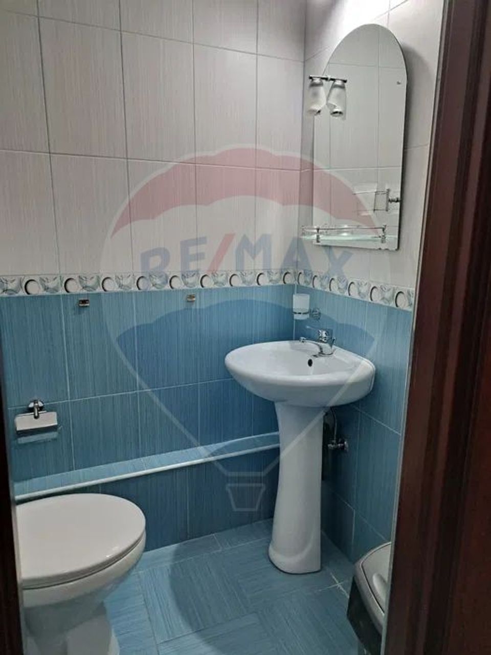 De Închiriat Apartament 3 Camere