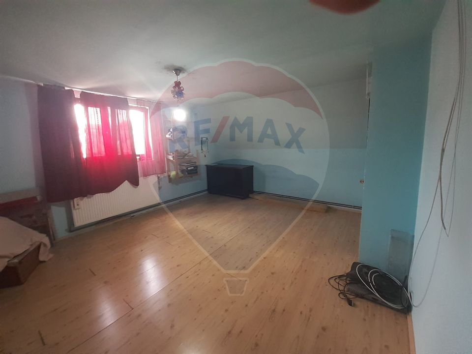 4 room House / Villa for sale