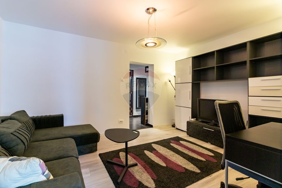 2 room apartment | Calea Călărașilor | 56 sqm | 1997 | 4/5 | Speaker