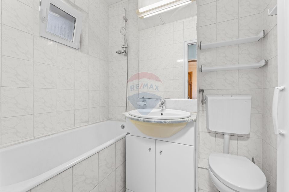 Apartament cu 3 camere de vânzare- COMISION 0%