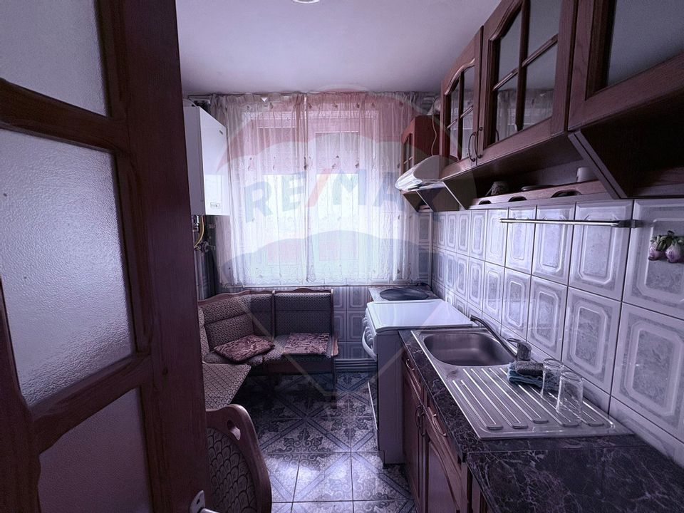 Apartament 2 camere de închiriat – Str. Cornișa Bistriței